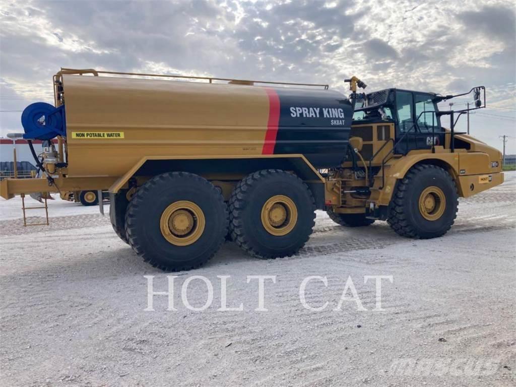 CAT W00 740GC Вантажівки-цистерни