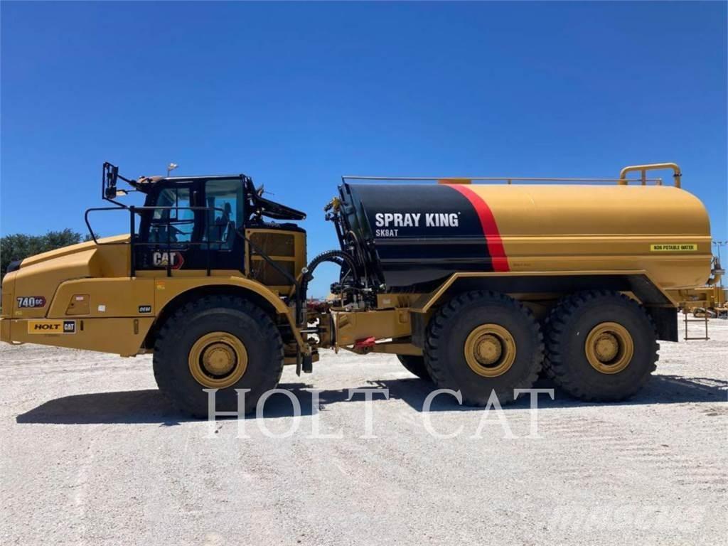 CAT W00 740GC Вантажівки-цистерни