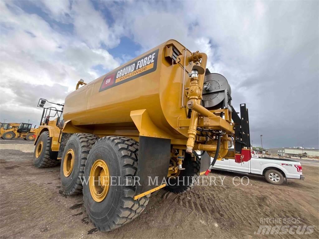 CAT WT 740 GC Вантажівки-цистерни