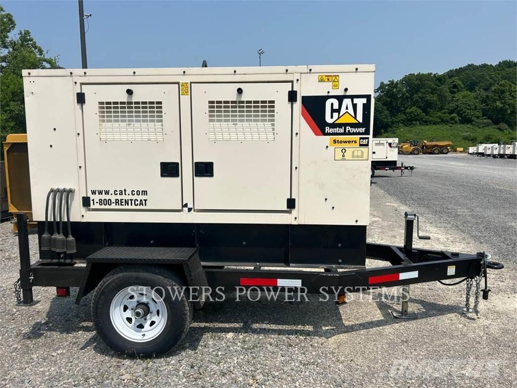 CAT XQ-60 48KW Інші генератори