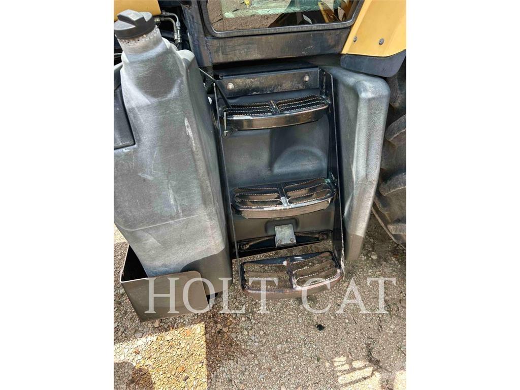 Challenger MT535B Трактори