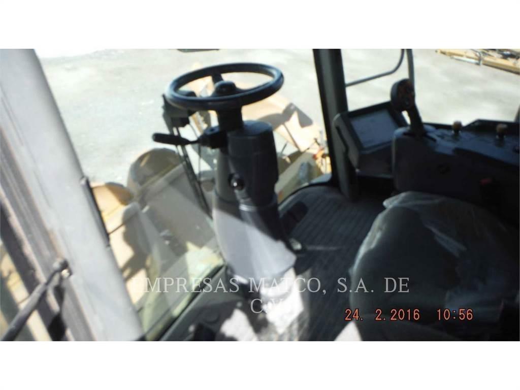 Claas 560R Зернозбиральні комбайни
