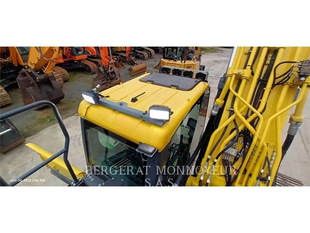 Doosan DX300 Гусеничні екскаватори