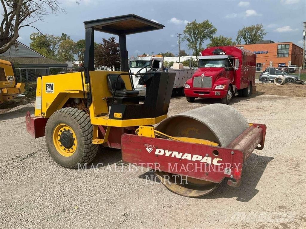 Dynapac CA151D Грунтові котки