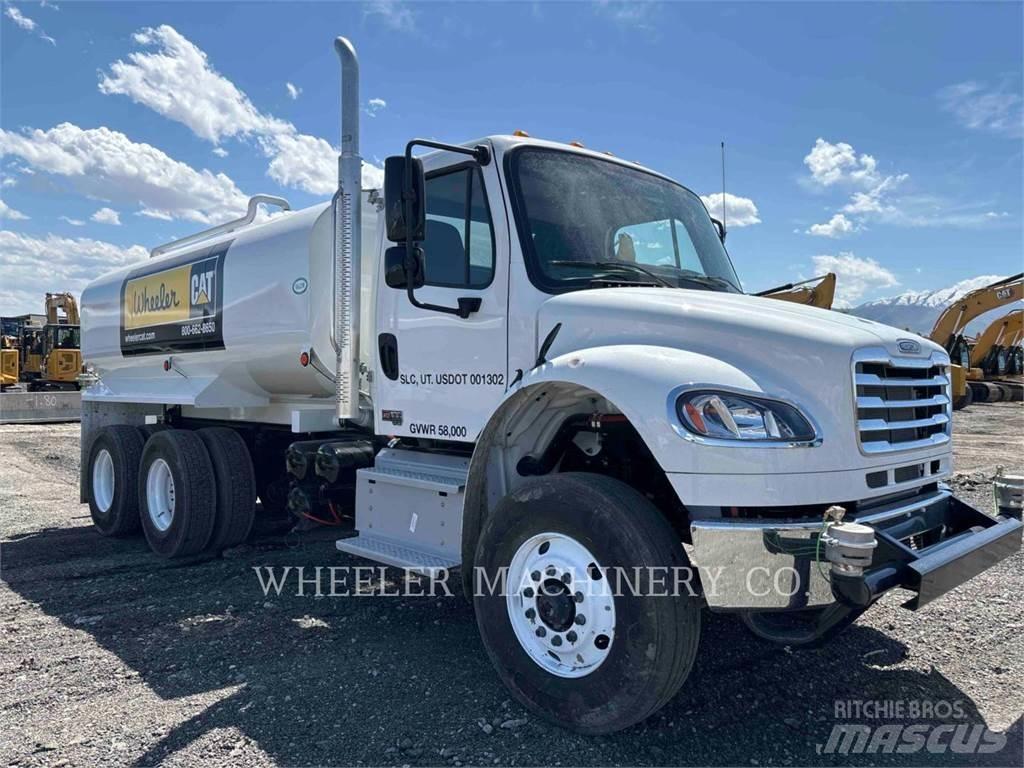 Freightliner WT4000 A Вантажівки-цистерни