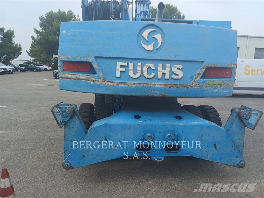 Fuchs MHL320 Колісні екскаватори