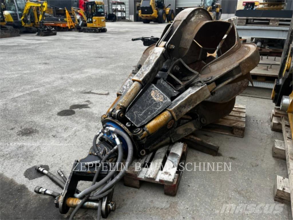 Fuchs MHL335E Екскаватори для знесення споруд