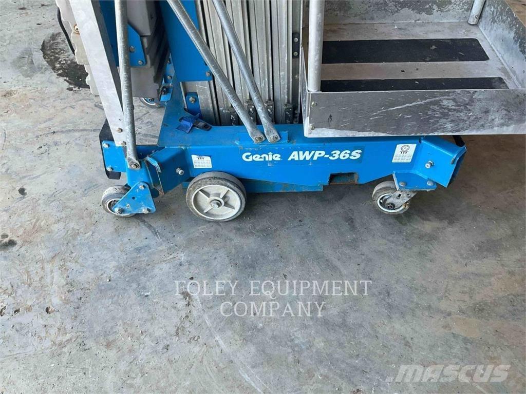 Genie AWP36SDC Підйомники-ножиці