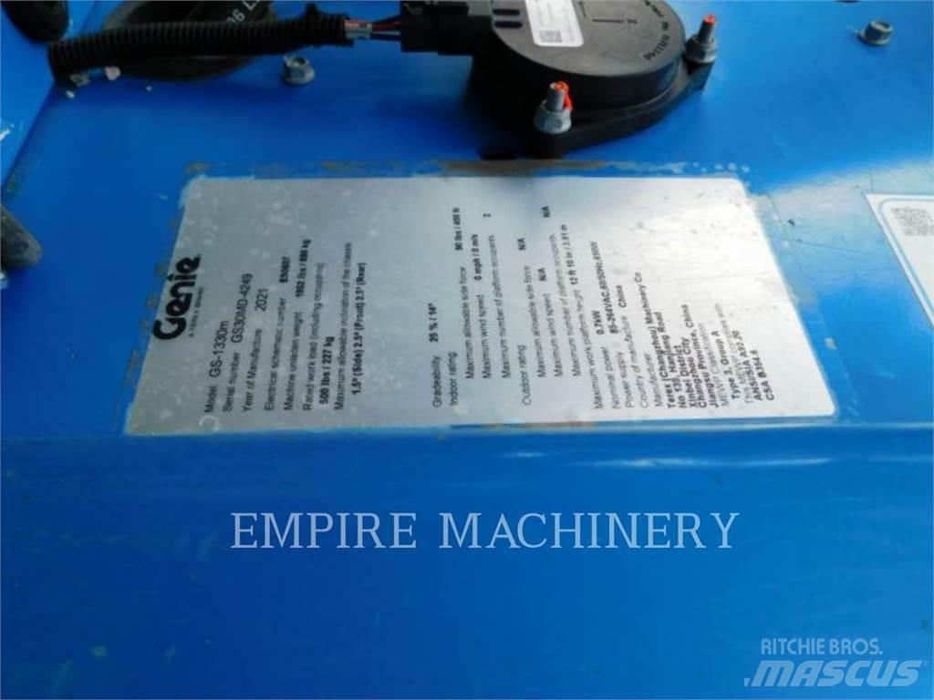 Genie GS1330 Колінчаті підйомники