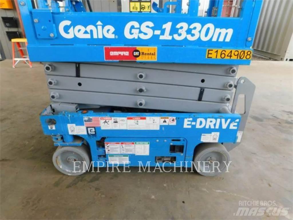 Genie GS1330 Колінчаті підйомники