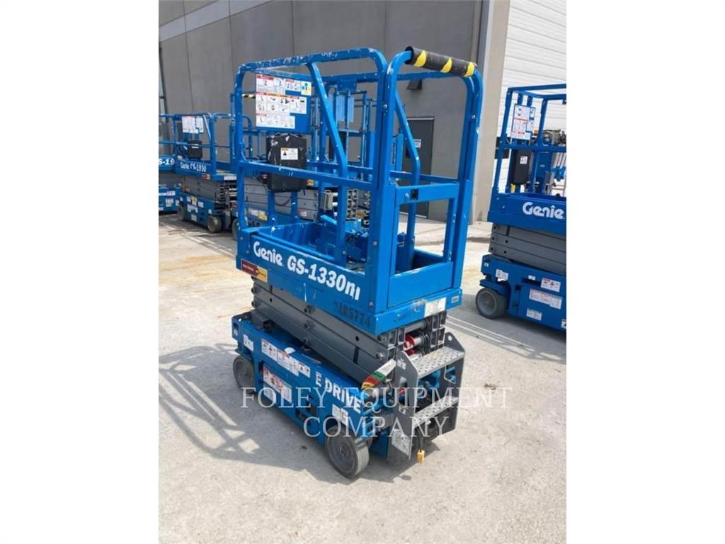 Genie GS1330 Підйомники-ножиці