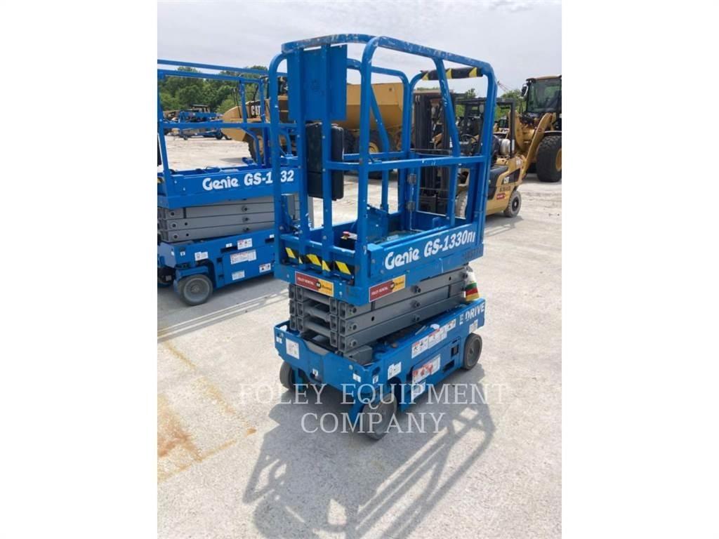 Genie GS1330 Підйомники-ножиці