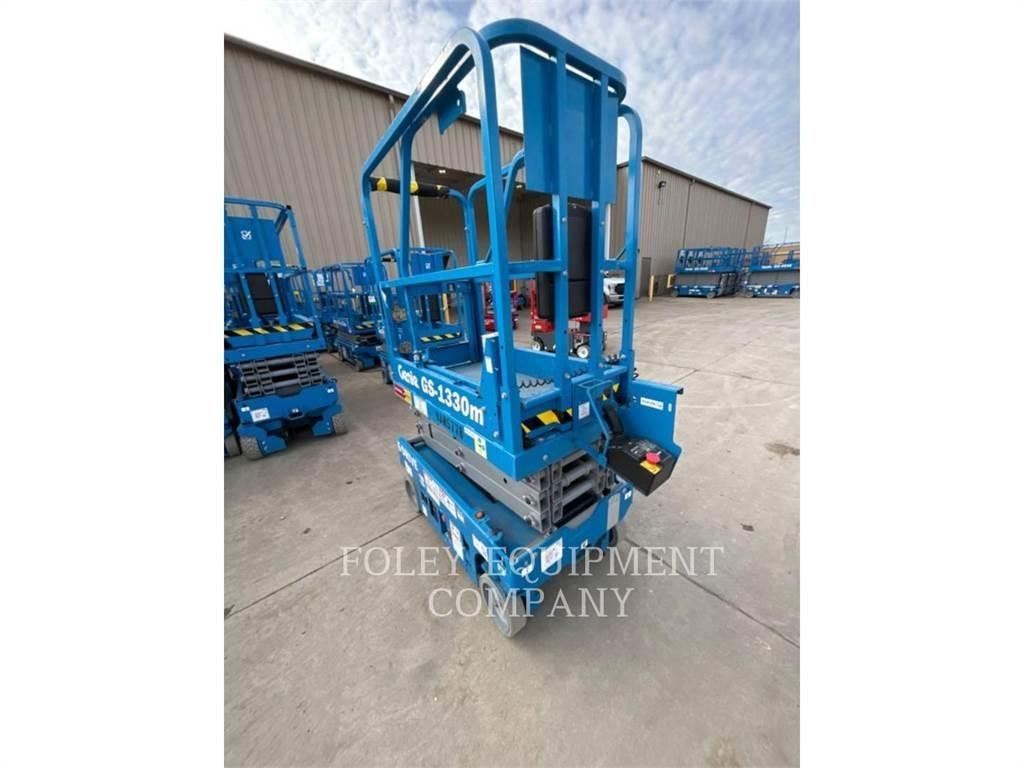 Genie GS1330 Підйомники-ножиці