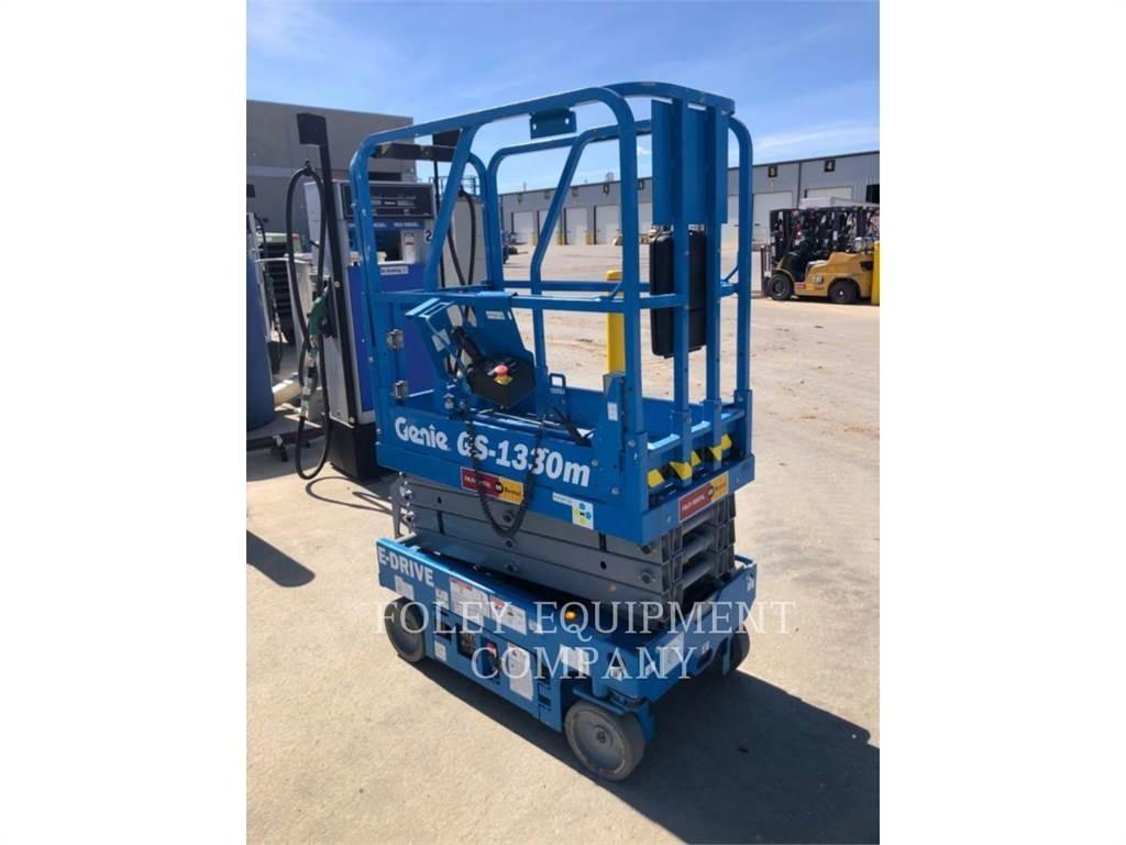 Genie GS1330 Підйомники-ножиці