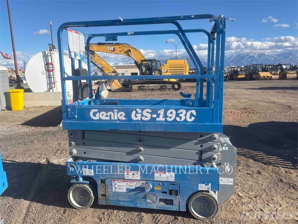 Genie GS1930 Підйомники-ножиці