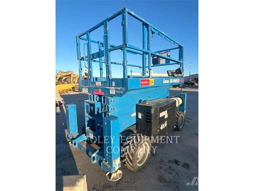 Genie GS4069RTGO Підйомники-ножиці