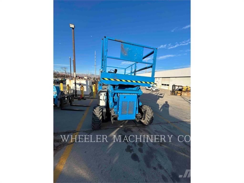 Genie GS4390 RT Підйомники-ножиці