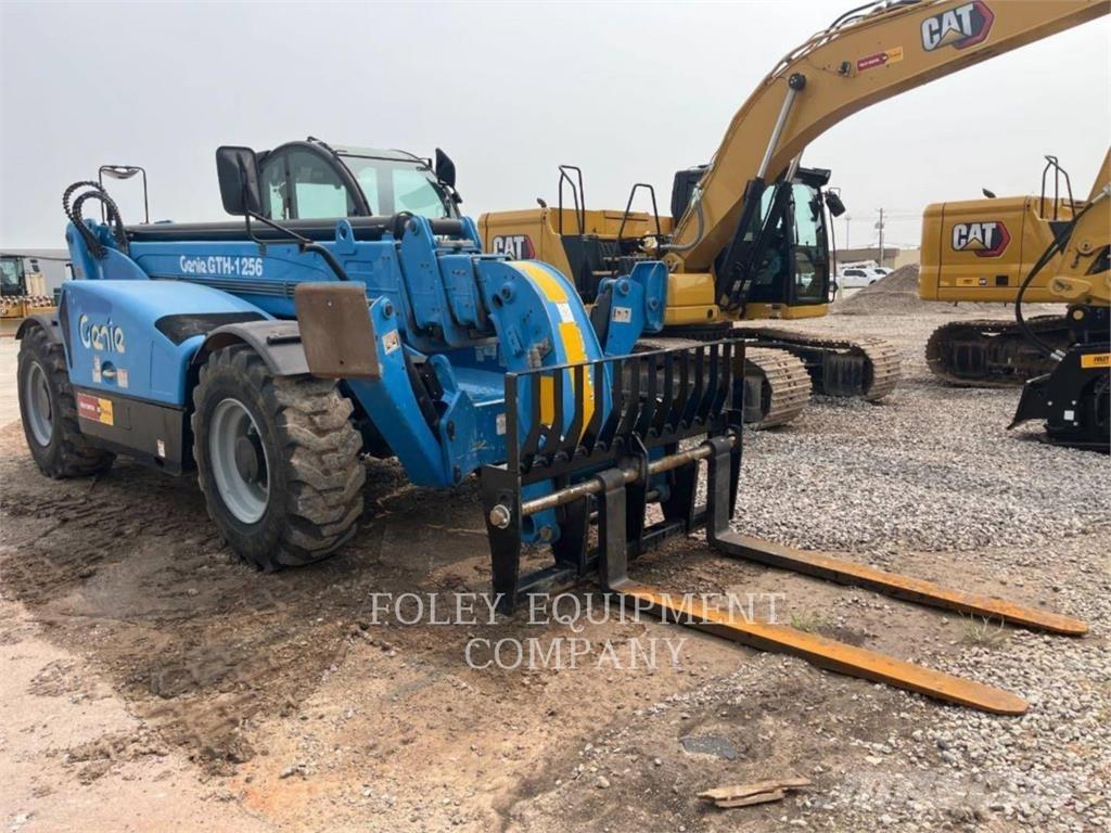 Genie GTH1256C Телескопічні навантажувачі