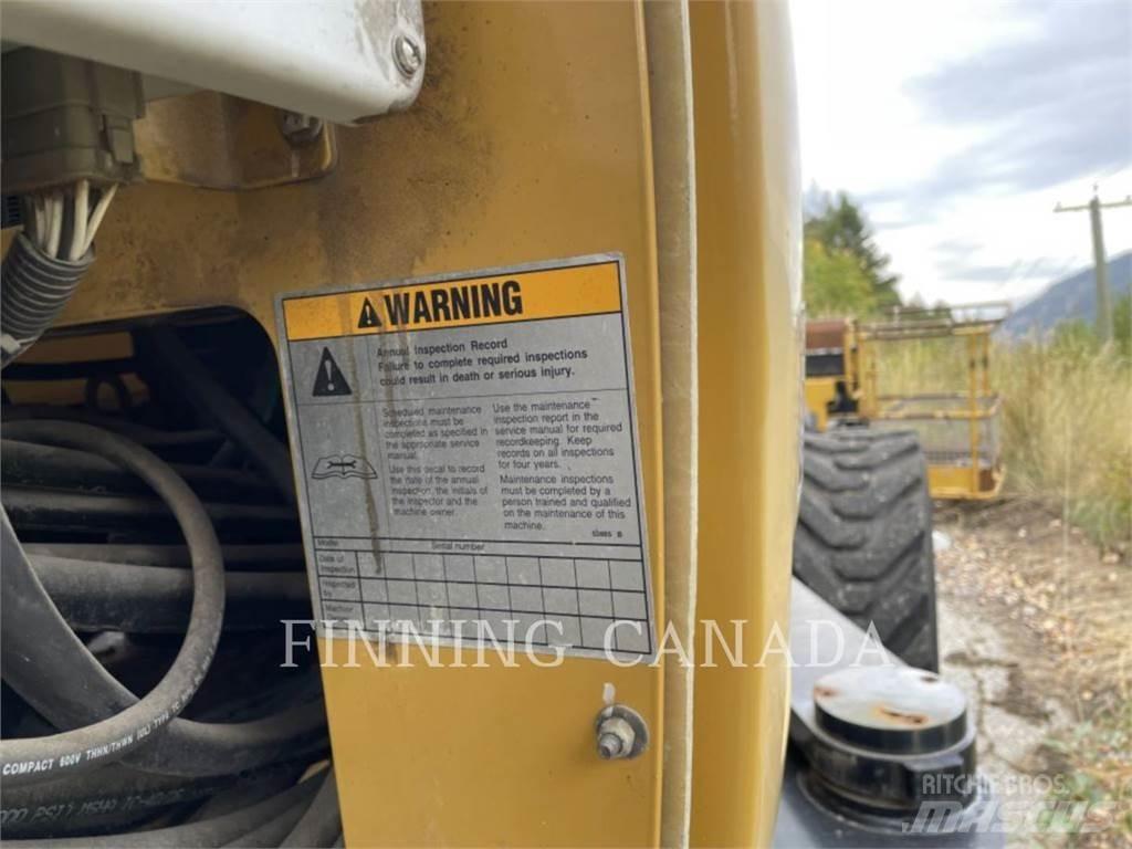 Genie JLGZX135 Колінчаті підйомники