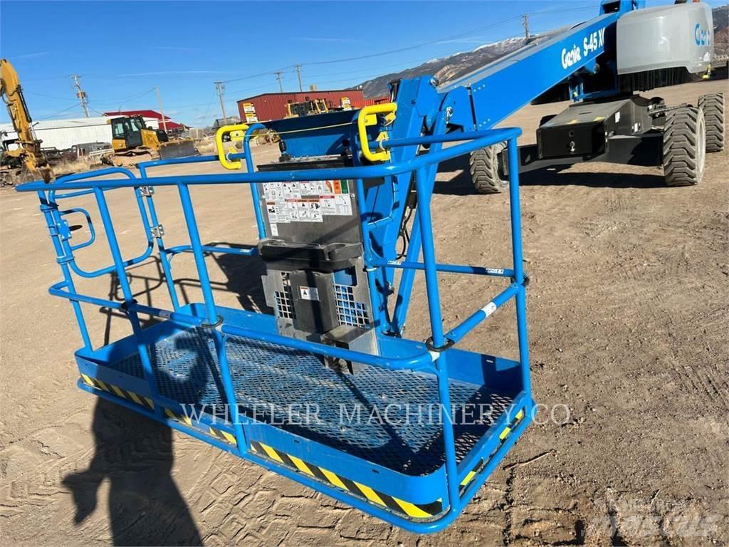 Genie S45XC Колінчаті підйомники