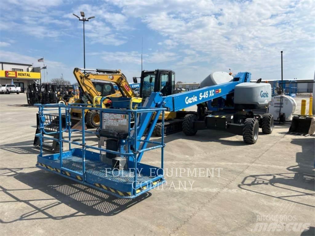 Genie S45XCG4 Колінчаті підйомники