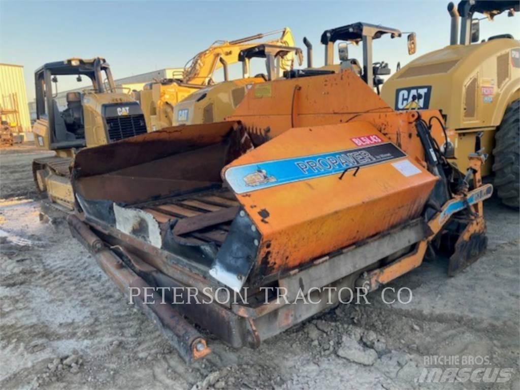 Gilcrest 813R Асфальтовкладачі