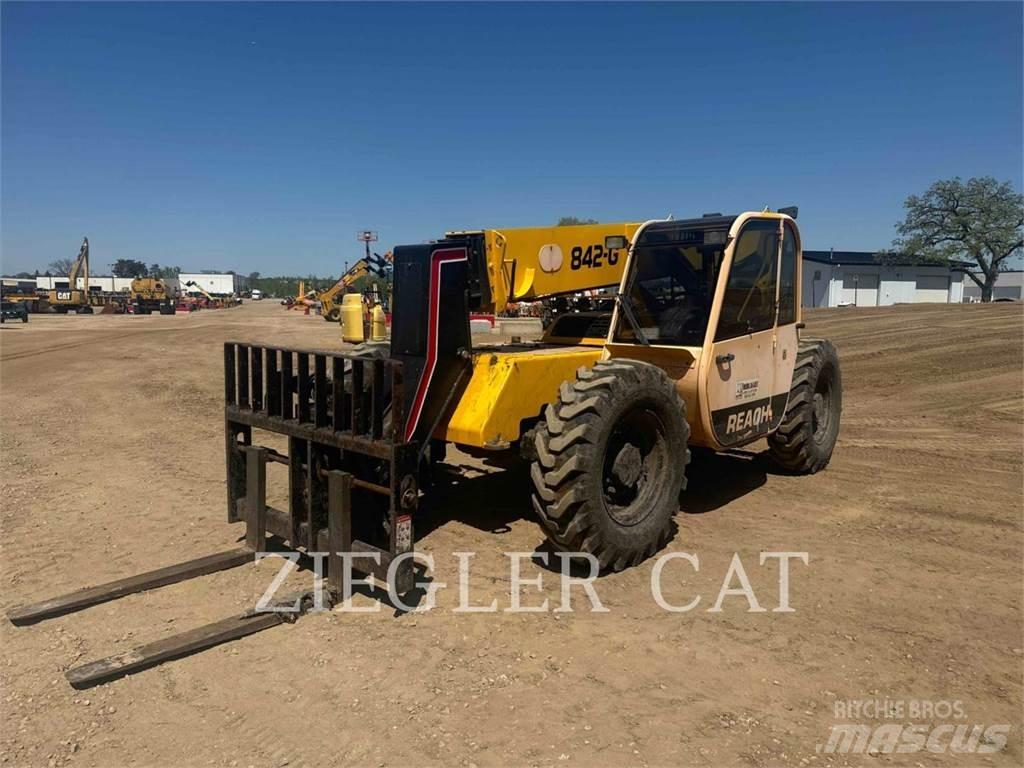  HENDERSON 842-G Телескопічні навантажувачі