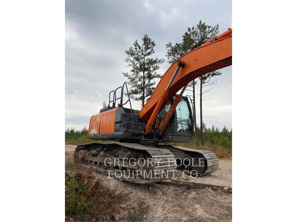 Hitachi 210LC Гусеничні екскаватори