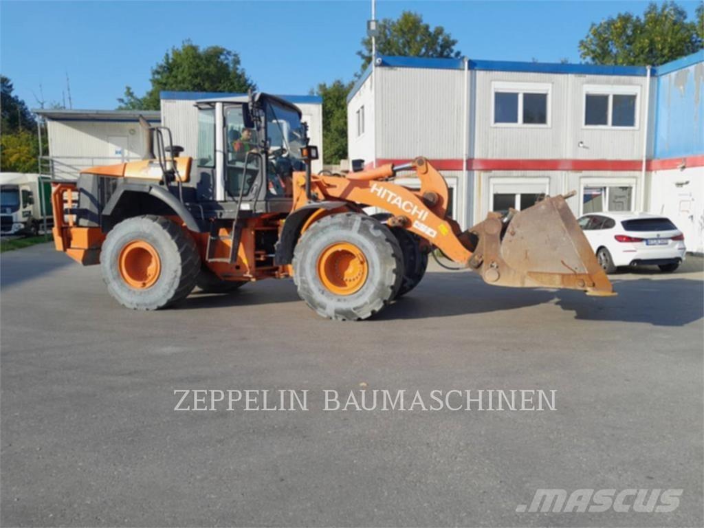 Hitachi ZW250 Фронтальні навантажувачі