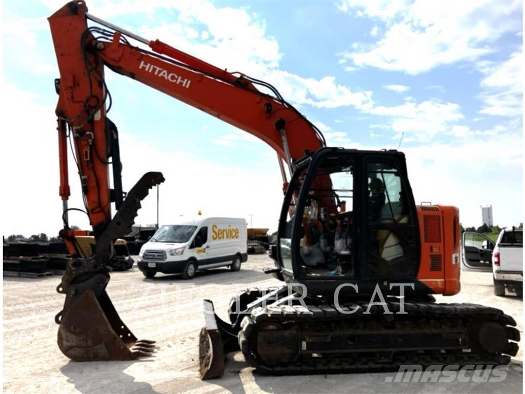 Hitachi ZX135 Гусеничні екскаватори