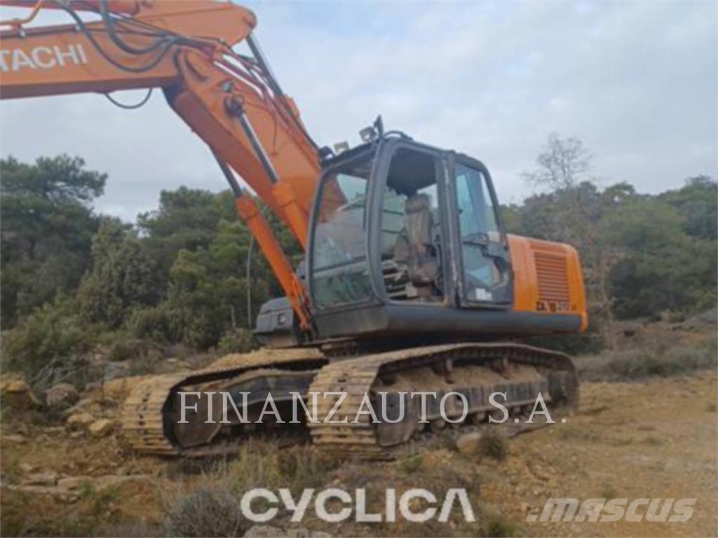 Hitachi ZX210 Гусеничні екскаватори