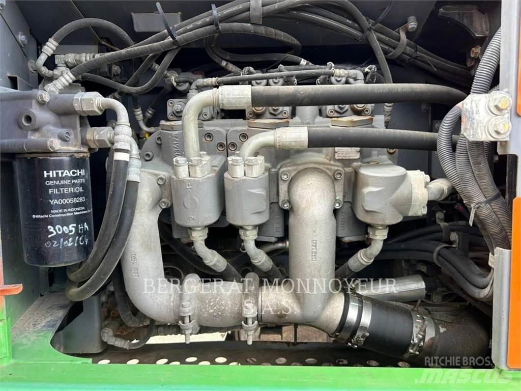 Hitachi ZX300LC- 6 Гусеничні екскаватори
