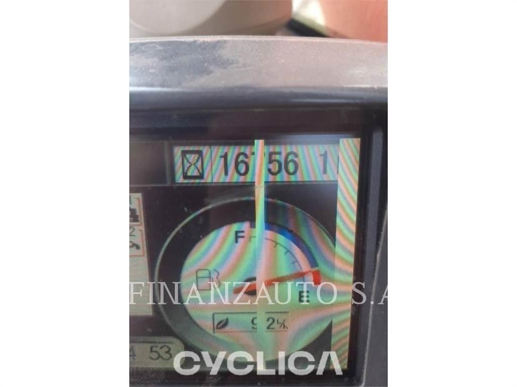 Hitachi ZX670 Гусеничні екскаватори
