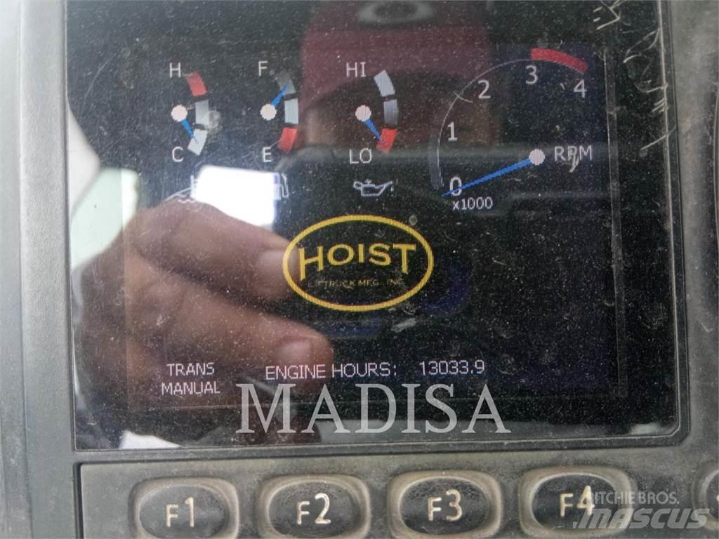 Hoist LIFT TRUCK P360 Дизельні навантажувачі
