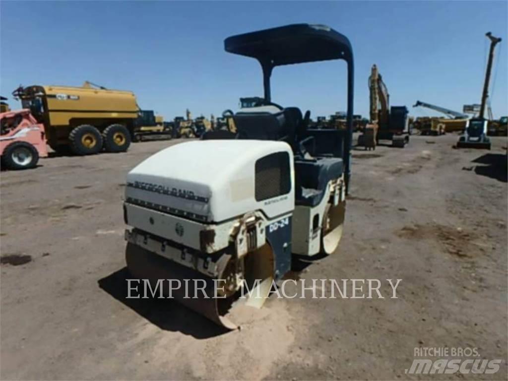 Ingersoll Rand DD-24 Котки тротуарні