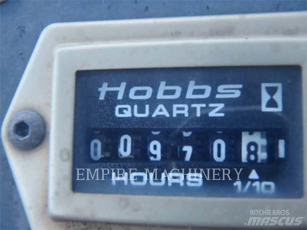 Ingersoll Rand DD-24 Котки тротуарні