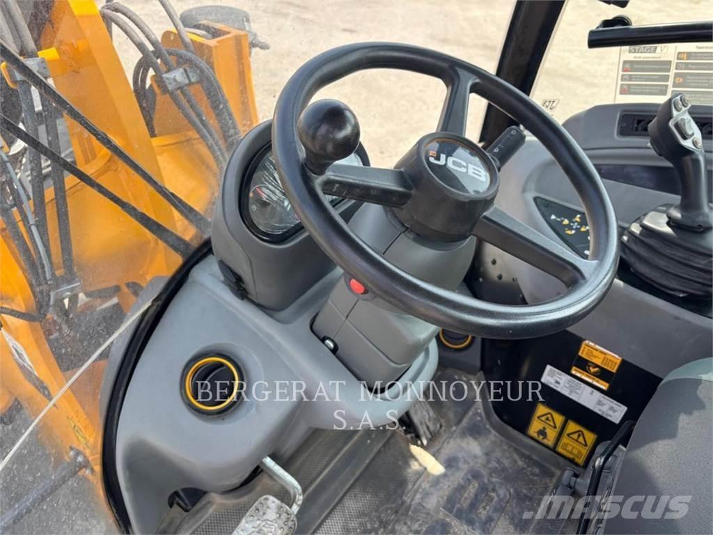 JCB 407 Фронтальні навантажувачі