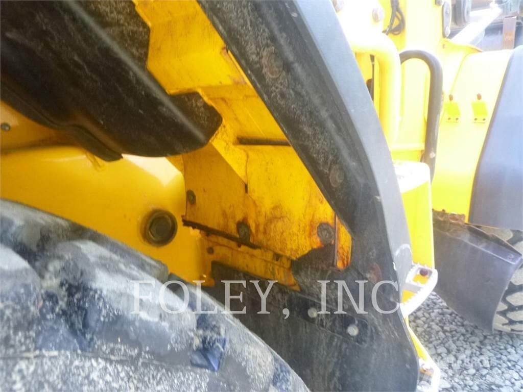 JCB 427 HT T4F Фронтальні навантажувачі