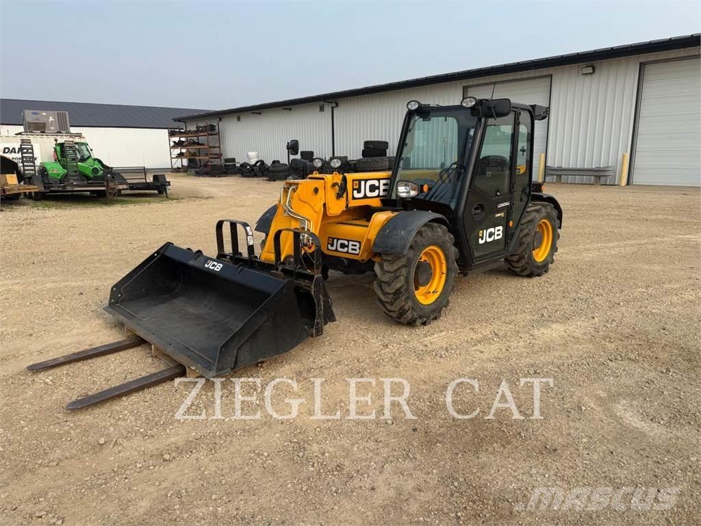 JCB 525-60 Телескопічні навантажувачі