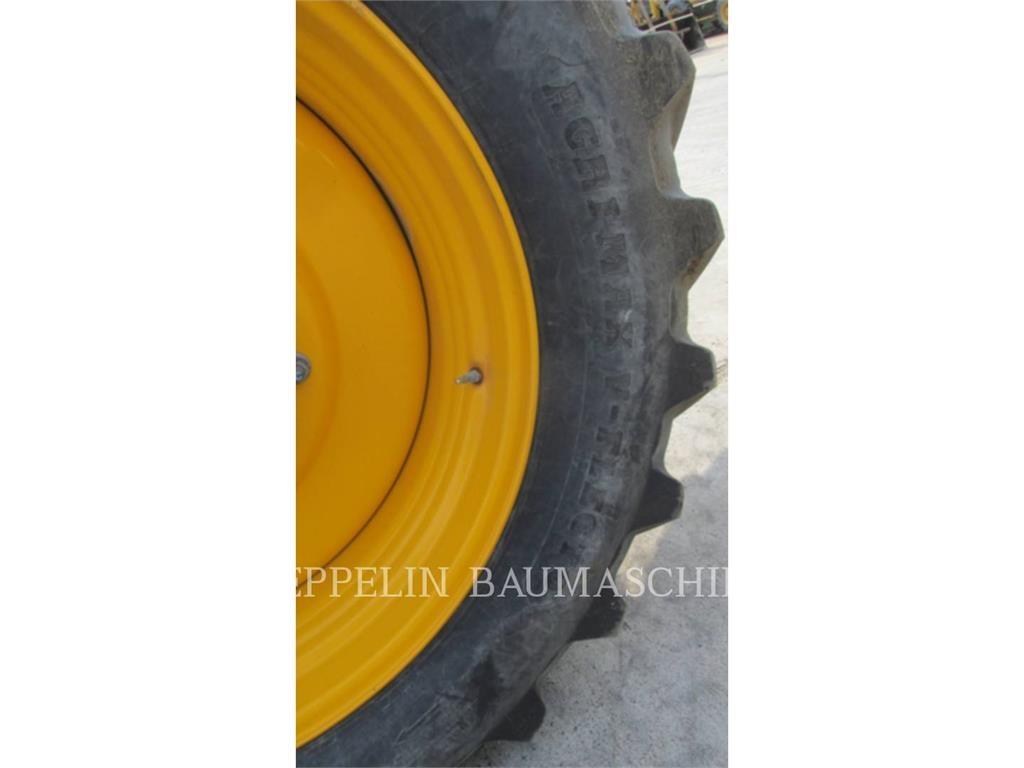 JCB 8330 Форвардери