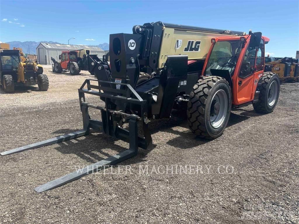 JLG 1055 Телескопічні навантажувачі