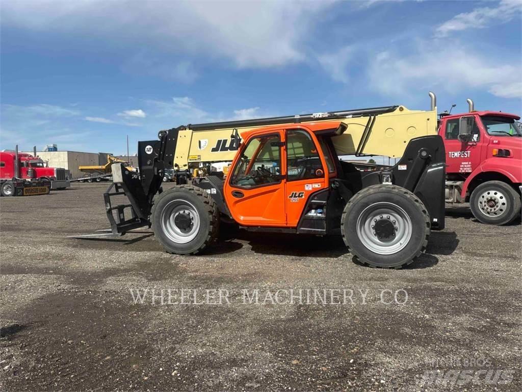 JLG 1255 Телескопічні навантажувачі