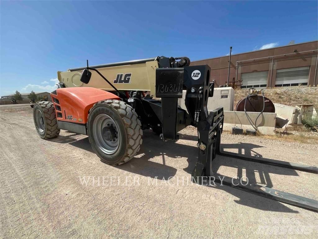 JLG 1255 Телескопічні навантажувачі