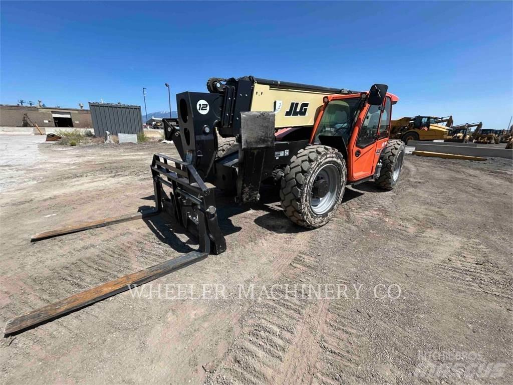 JLG 1255 Телескопічні навантажувачі