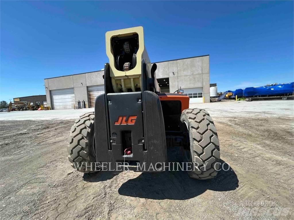 JLG 1255 Телескопічні навантажувачі