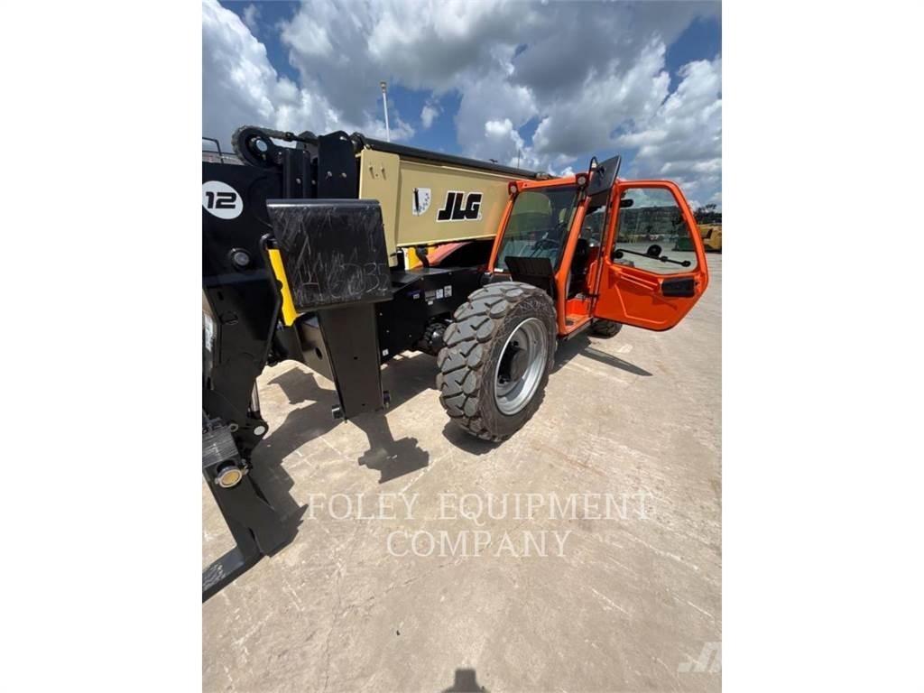JLG 1255C Телескопічні навантажувачі