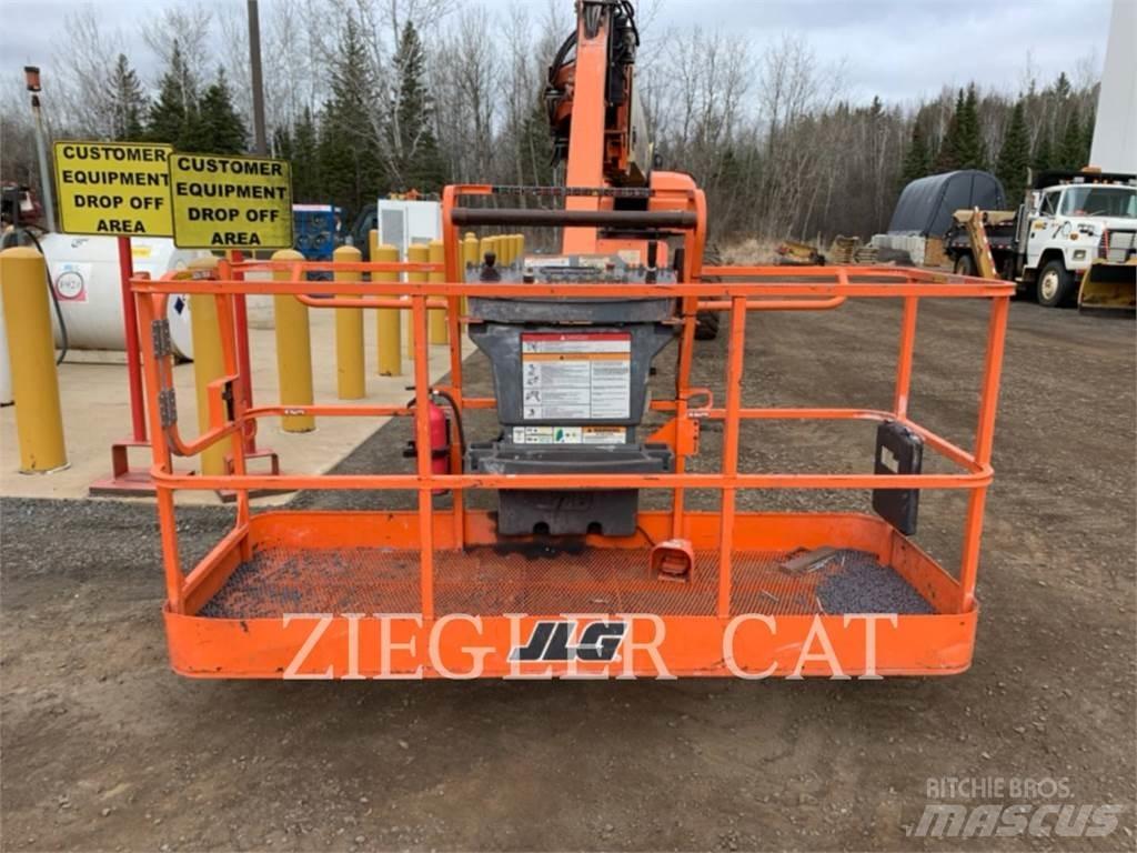 JLG 1350SJP Колінчаті підйомники