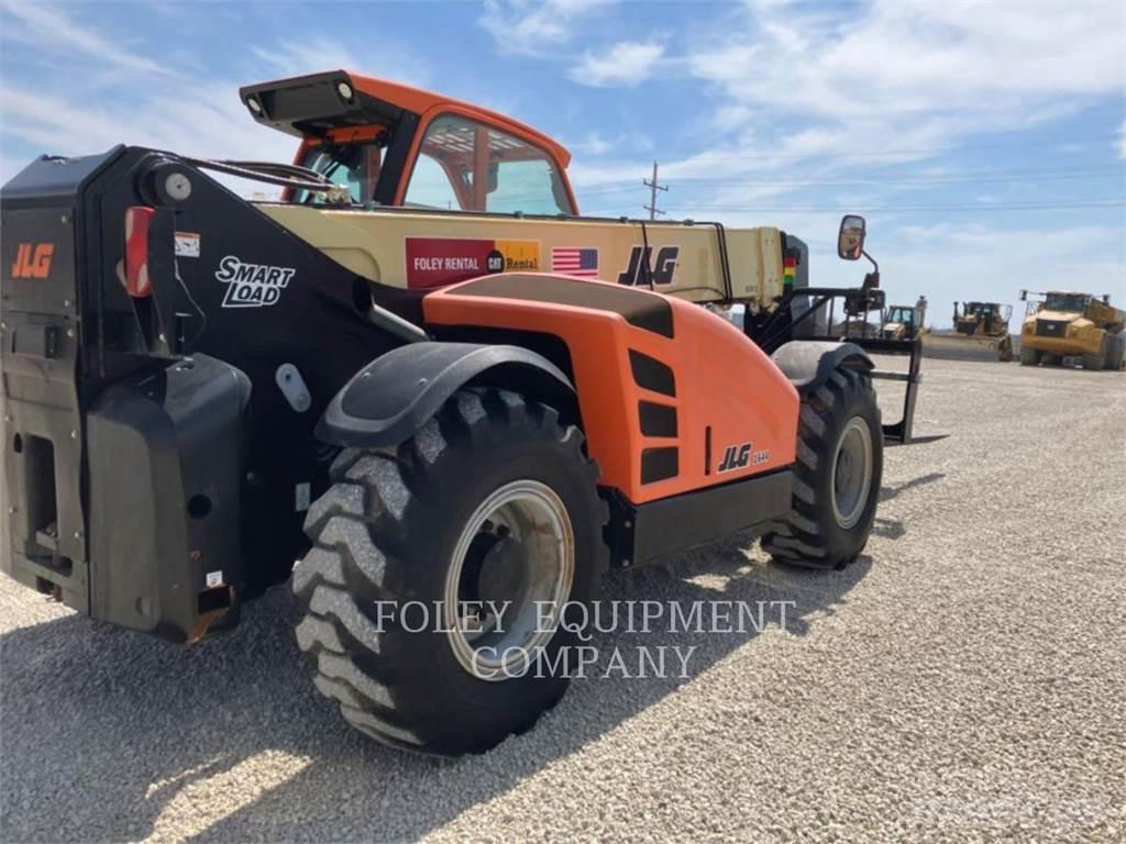 JLG 1644C Телескопічні навантажувачі