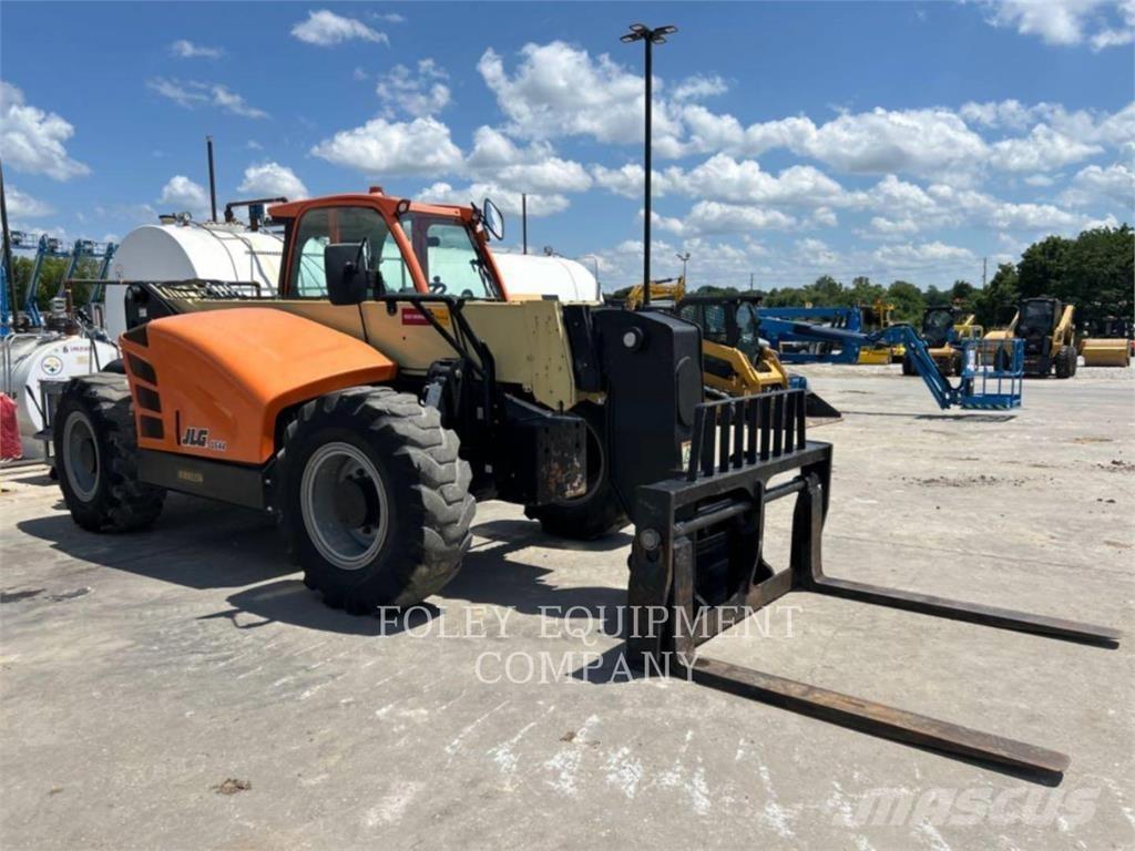 JLG 1644C Телескопічні навантажувачі