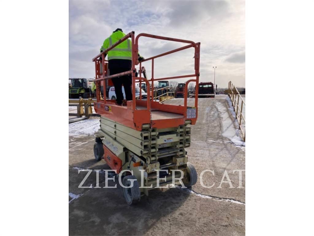 JLG 3246ES Підйомники-ножиці